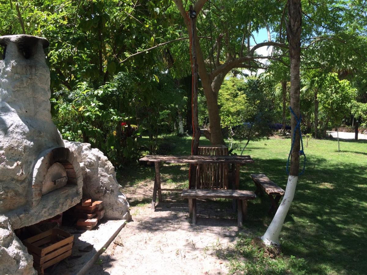 מאהאהואל Chez Gigi - Eco Lodge מראה חיצוני תמונה