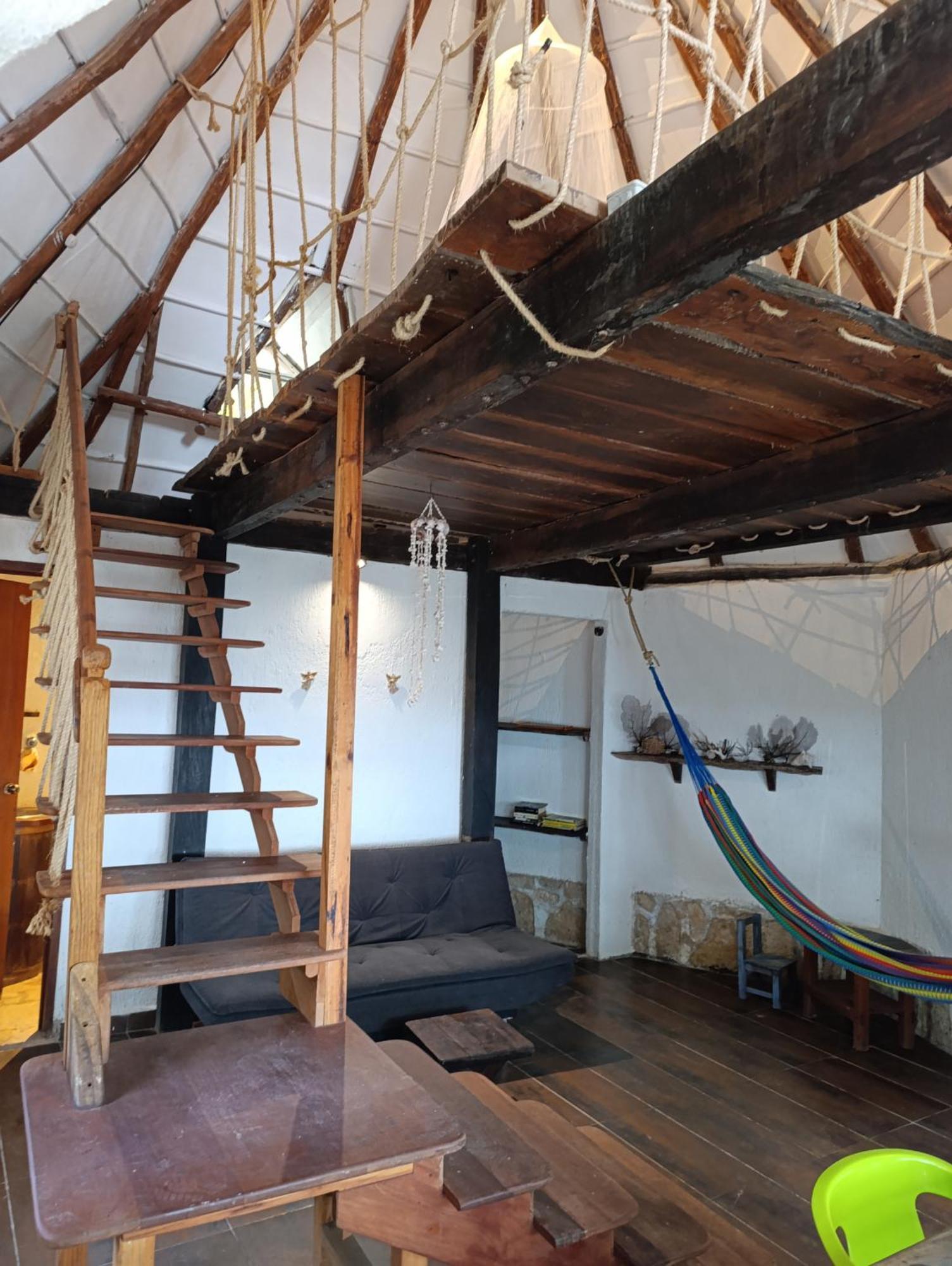 מאהאהואל Chez Gigi - Eco Lodge מראה חיצוני תמונה